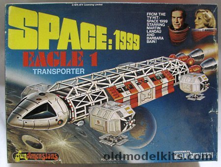 MPC Space 1999 Eagle 1 Transporter, 1-1901 plastic model kit